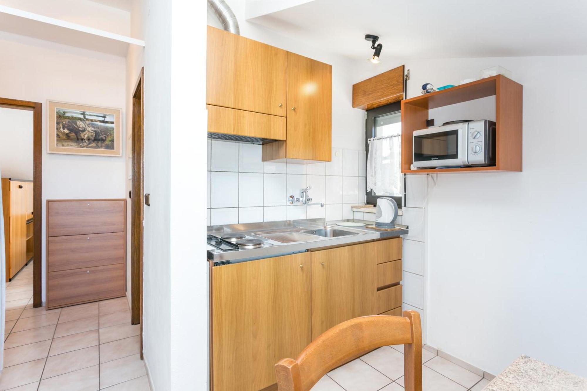 Seaside Apartments With A Swimming Pool Okrug Gornji, Ciovo - 11374 Trogir Zimmer foto